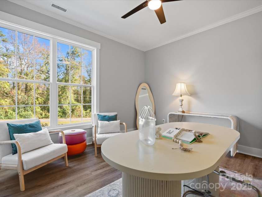 111 Alberta Avenue, Belmont, NC 28012.  MLS# CAR4207014, YatesRealty ID 16389. 