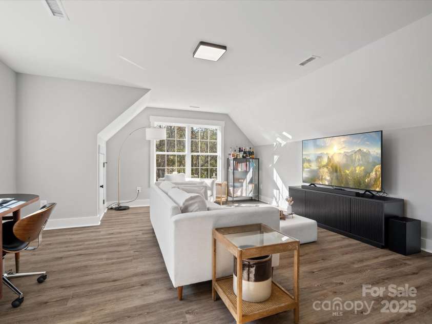 111 Alberta Avenue, Belmont, NC 28012.  MLS# CAR4207014, YatesRealty ID 16389. 