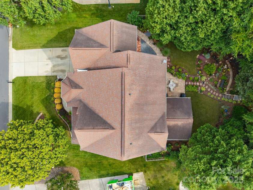 10703 Back Ridge Road, Charlotte, NC 28277.  MLS# CAR4265116, YatesRealty ID 16390. 