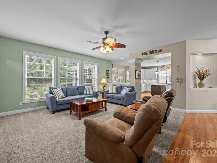 10703 Back Ridge Road, Charlotte, NC 28277.  MLS# CAR4265116, YatesRealty ID 16390. 