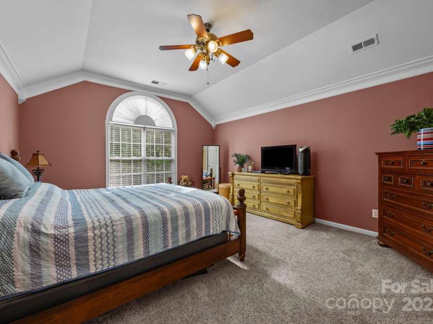 10703 Back Ridge Road, Charlotte, NC 28277.  MLS# CAR4265116, YatesRealty ID 16390. 