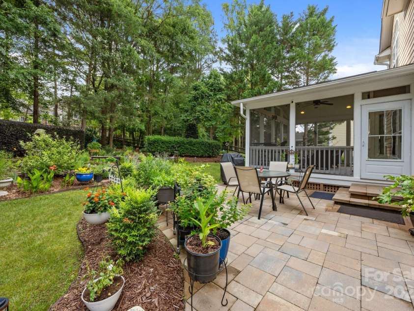 10703 Back Ridge Road, Charlotte, NC 28277.  MLS# CAR4265116, YatesRealty ID 16390. 