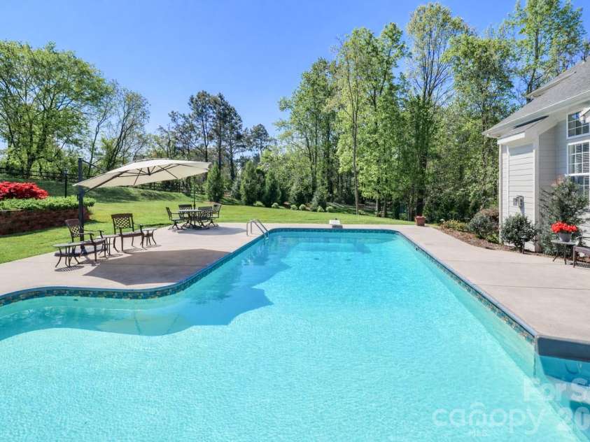 388 Cove Creek Loop, Mooresville, NC 28117.  MLS# CAR4304115, YatesRealty ID 16390. 