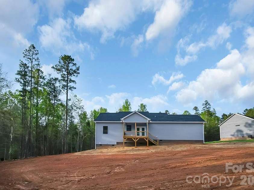 129 Rosecommon Lane, Rutherfordton, NC 28139.  MLS# CAR4369050, YatesRealty ID 16392. 