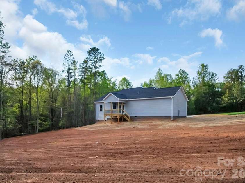 129 Rosecommon Lane, Rutherfordton, NC 28139.  MLS# CAR4369050, YatesRealty ID 16392. 