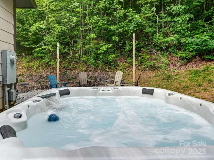 43 Tinkling Springs Lane, Fairview, NC 28730.  MLS# CAR4159981, YatesRealty ID 16392. Hot Tub Surrounded by Nature (Negotiable)