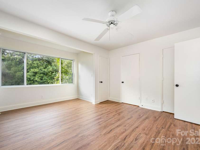 3709 Willow Point Drive, Charlotte, NC 28277.  MLS# CAR4292594, YatesRealty ID 16394. 