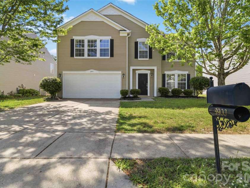 3900 Shasta Circle, Clover, SC 29710.  MLS# CAR4371511, YatesRealty ID 16394. 