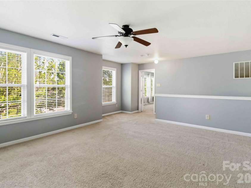 3900 Shasta Circle, Clover, SC 29710.  MLS# CAR4371511, YatesRealty ID 16394. 