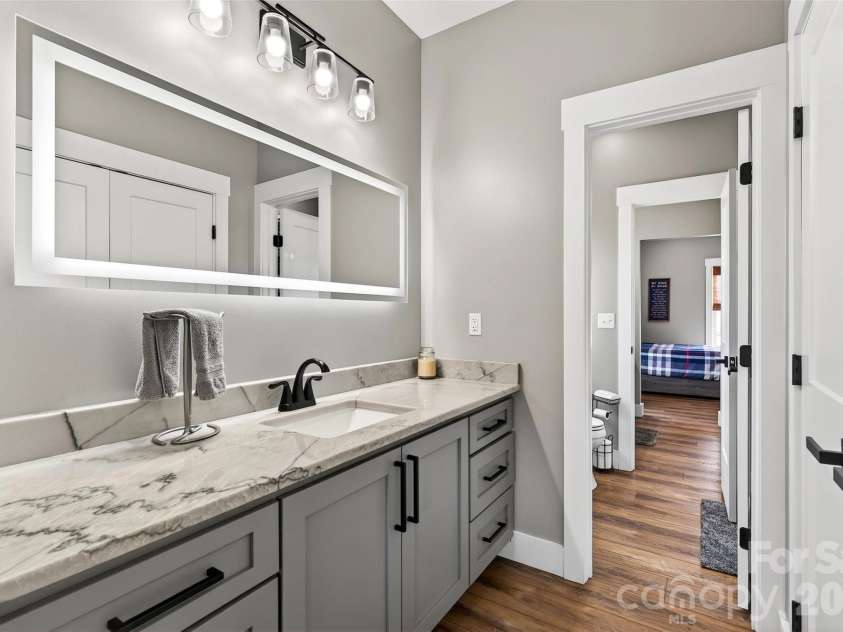 115 Pondview Drive, Nebo, NC 28761.  MLS# CAR4341984, YatesRealty ID 16395. 