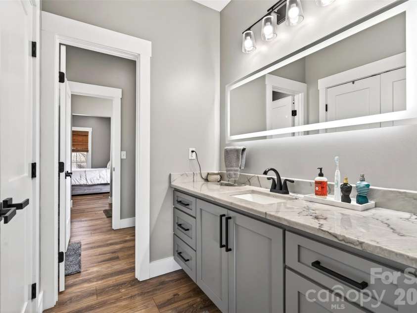 115 Pondview Drive, Nebo, NC 28761.  MLS# CAR4341984, YatesRealty ID 16395. 
