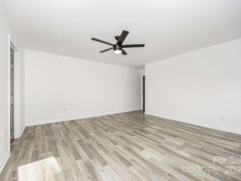 611 Fernwood Drive, Albemarle, NC 28001.  MLS# CAR4254448, YatesRealty ID 16396. 