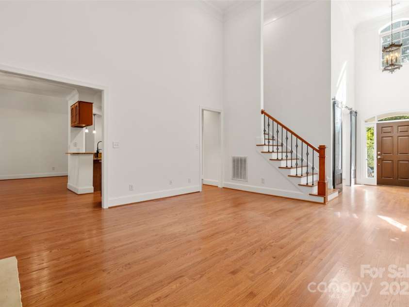 1427 Doe Ridge Lane, Fort Mill, SC 29715.  MLS# CAR4293414, YatesRealty ID 16397. 