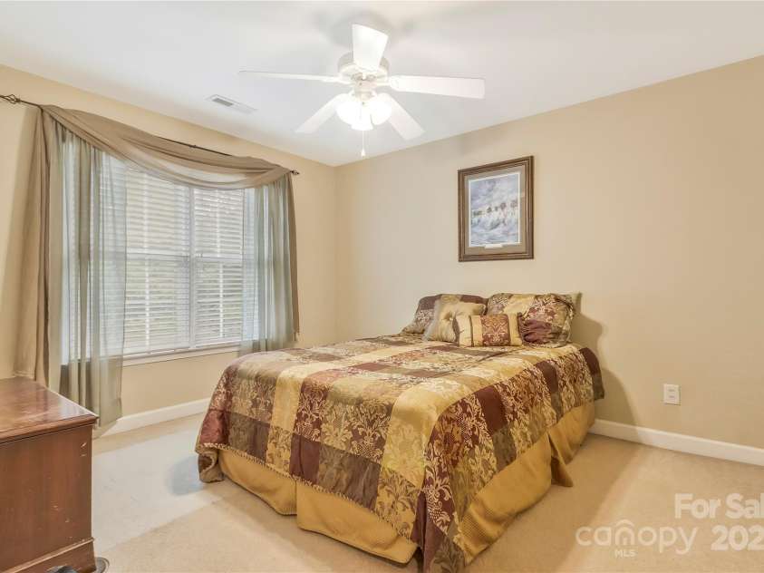 1427 Doe Ridge Lane, Fort Mill, SC 29715.  MLS# CAR4293414, YatesRealty ID 16397. Secondary up