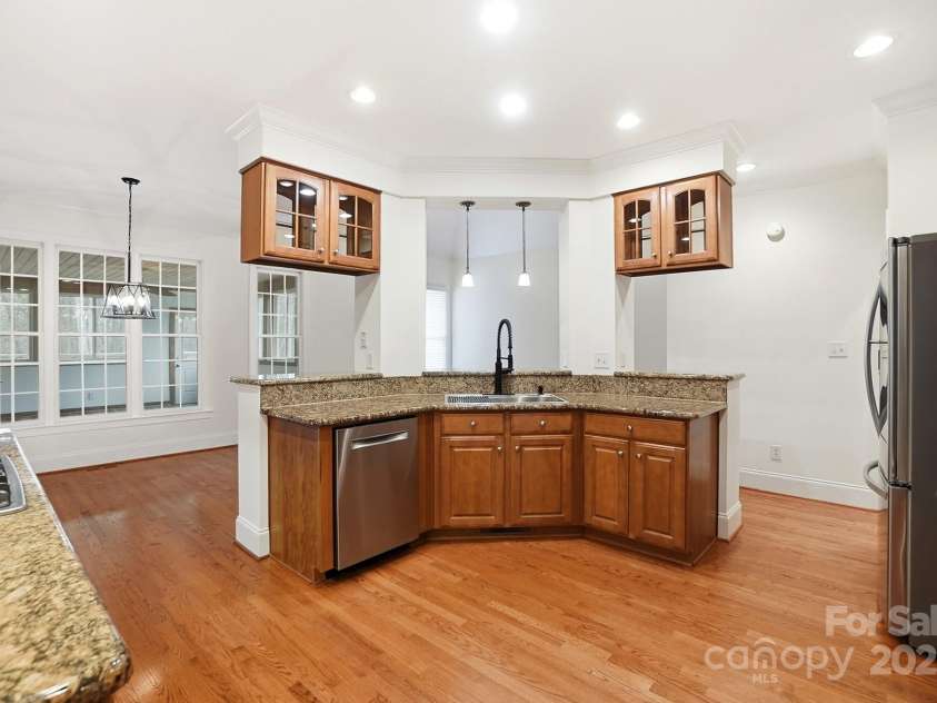 1427 Doe Ridge Lane, Fort Mill, SC 29715.  MLS# CAR4329491, YatesRealty ID 16397. 