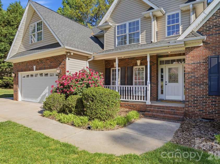 4610 Glasgow Court, Gastonia, NC 28056.  MLS# CAR4371330, YatesRealty ID 16397. 