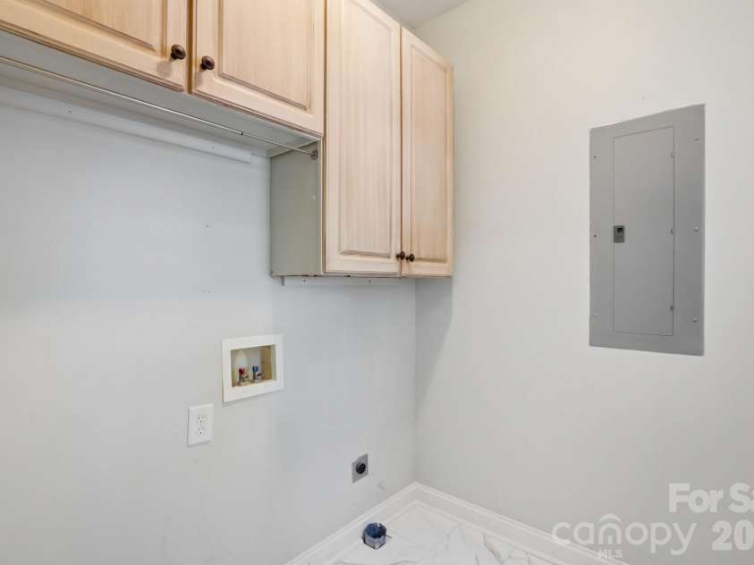 4610 Glasgow Court, Gastonia, NC 28056.  MLS# CAR4371330, YatesRealty ID 16397. 