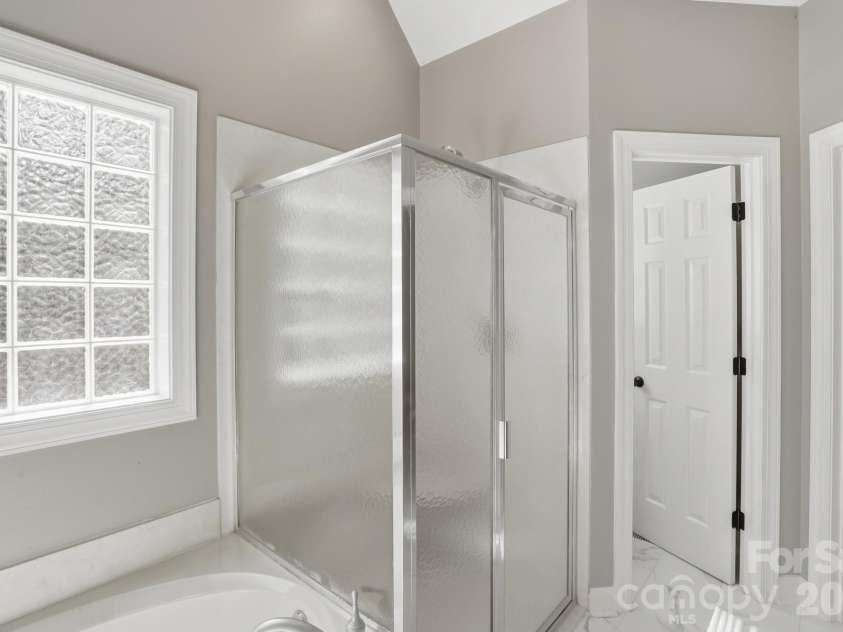 4610 Glasgow Court, Gastonia, NC 28056.  MLS# CAR4371330, YatesRealty ID 16397. 