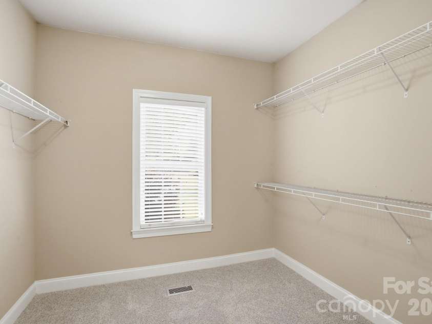 4610 Glasgow Court, Gastonia, NC 28056.  MLS# CAR4371330, YatesRealty ID 16397. 