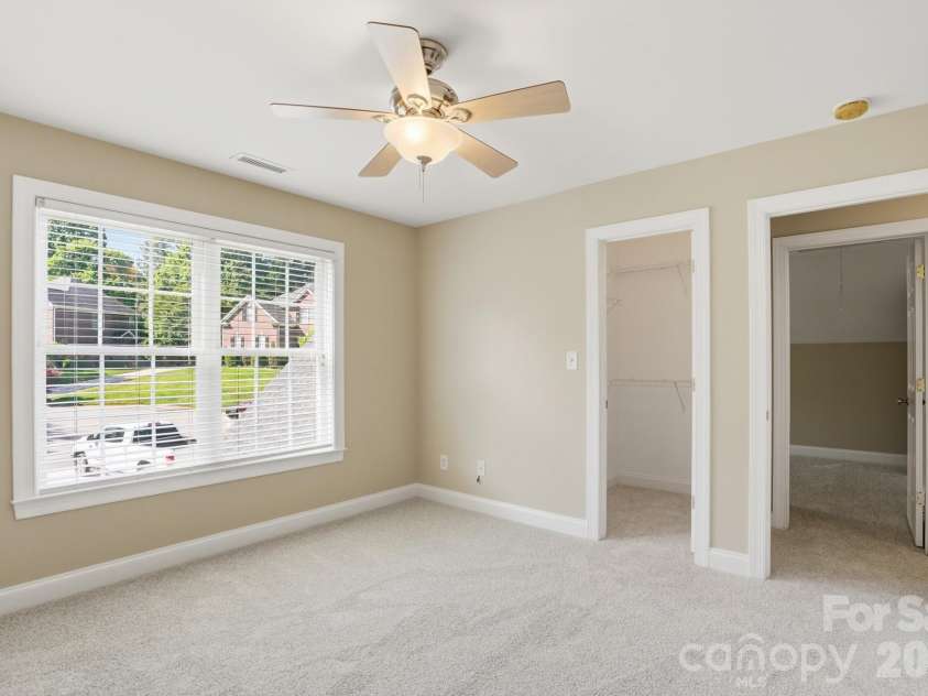4610 Glasgow Court, Gastonia, NC 28056.  MLS# CAR4371330, YatesRealty ID 16397. 