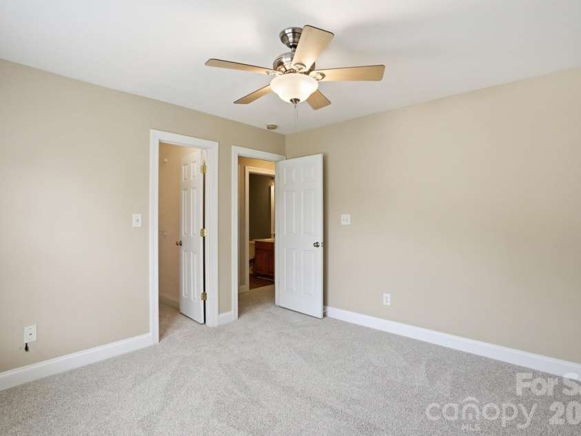 4610 Glasgow Court, Gastonia, NC 28056.  MLS# CAR4371330, YatesRealty ID 16397. 