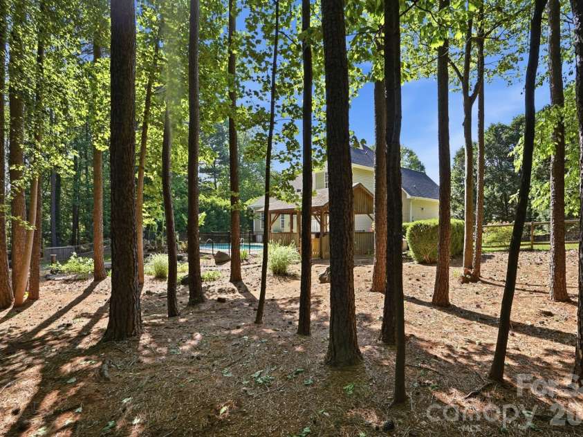 4610 Glasgow Court, Gastonia, NC 28056.  MLS# CAR4371330, YatesRealty ID 16397. 