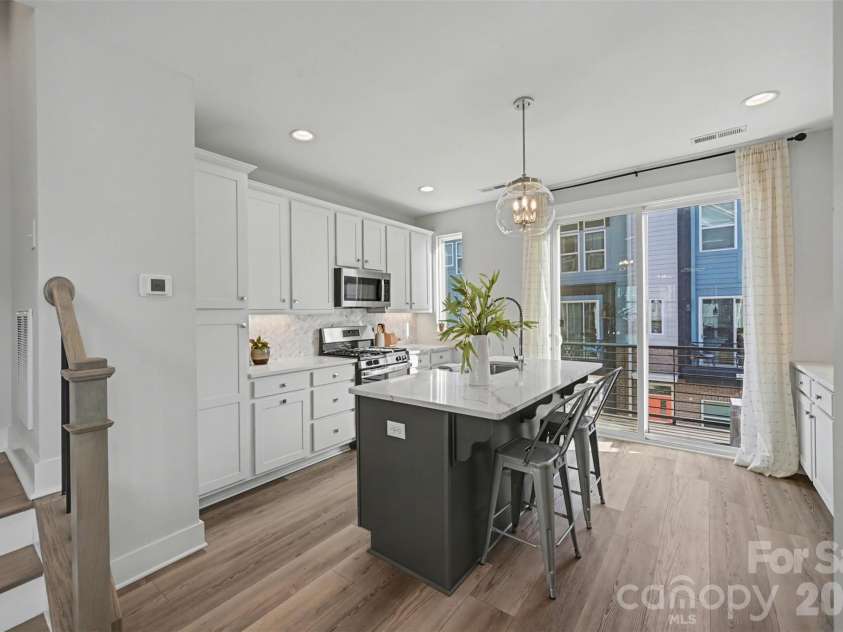 2128 Electric Lane, Charlotte, NC 28205.  MLS# CAR4357927, YatesRealty ID 16399. 