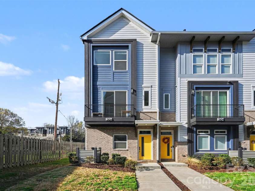 2128 Electric Lane, Charlotte, NC 28205.  MLS# CAR4357927, YatesRealty ID 16399. Welcome home!