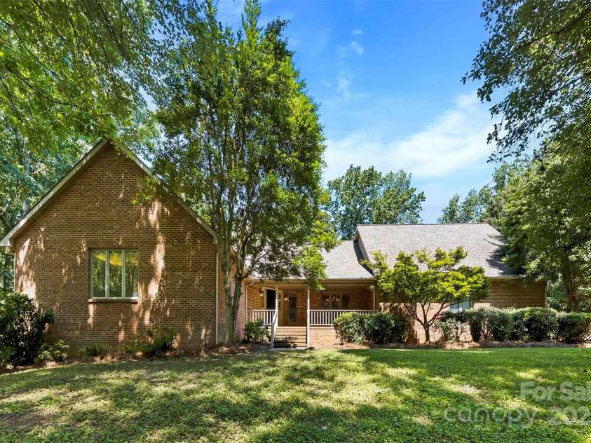 1505 Cansler Street, Kings Mountain, NC 28086.  MLS# CAR4310481, YatesRealty ID 164. 