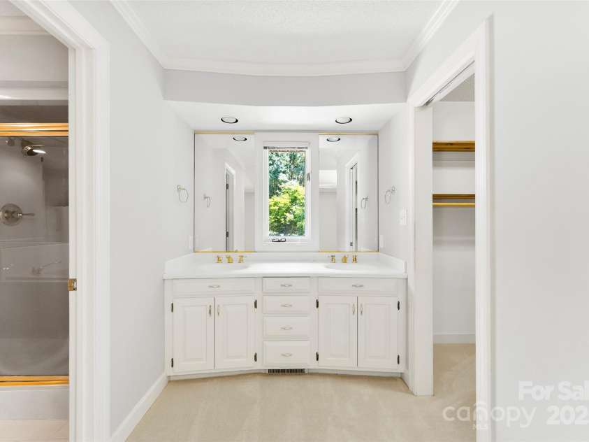 1505 Cansler Street, Kings Mountain, NC 28086.  MLS# CAR4310481, YatesRealty ID 164. 