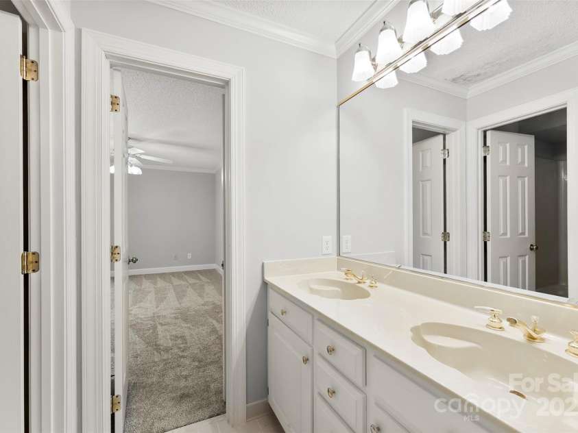 1505 Cansler Street, Kings Mountain, NC 28086.  MLS# CAR4310481, YatesRealty ID 164. 