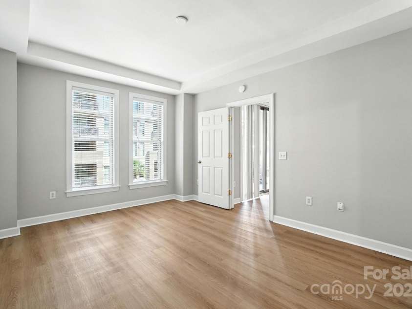 718 Trade Street, Charlotte, NC 28202.  MLS# CAR4308971, YatesRealty ID 164. 