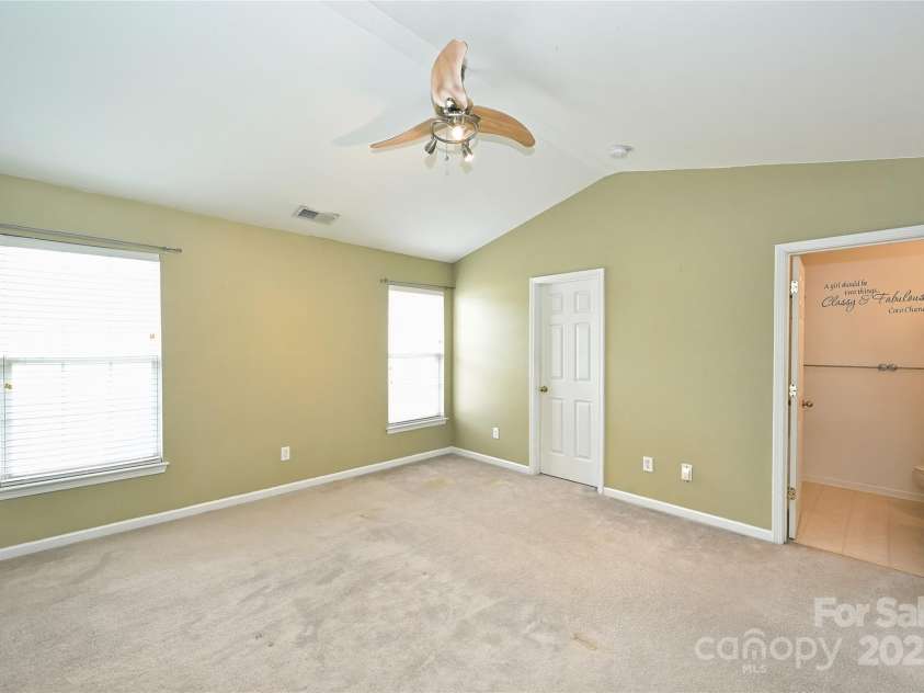 10422 Stokeshill Court, Pineville, NC 28134.  MLS# CAR4231164, YatesRealty ID 1640. 