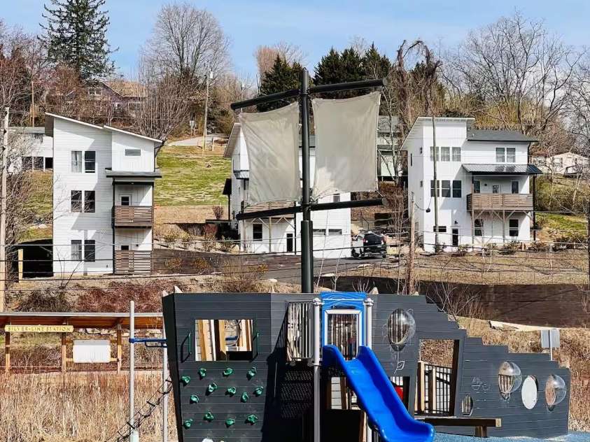 1061 Riverside Drive, Asheville, NC 28804.  MLS# CAR4330744, YatesRealty ID 1640. 