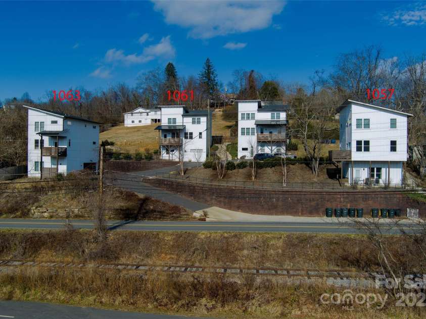 1061 Riverside Drive, Asheville, NC 28804.  MLS# CAR4330744, YatesRealty ID 1640. 