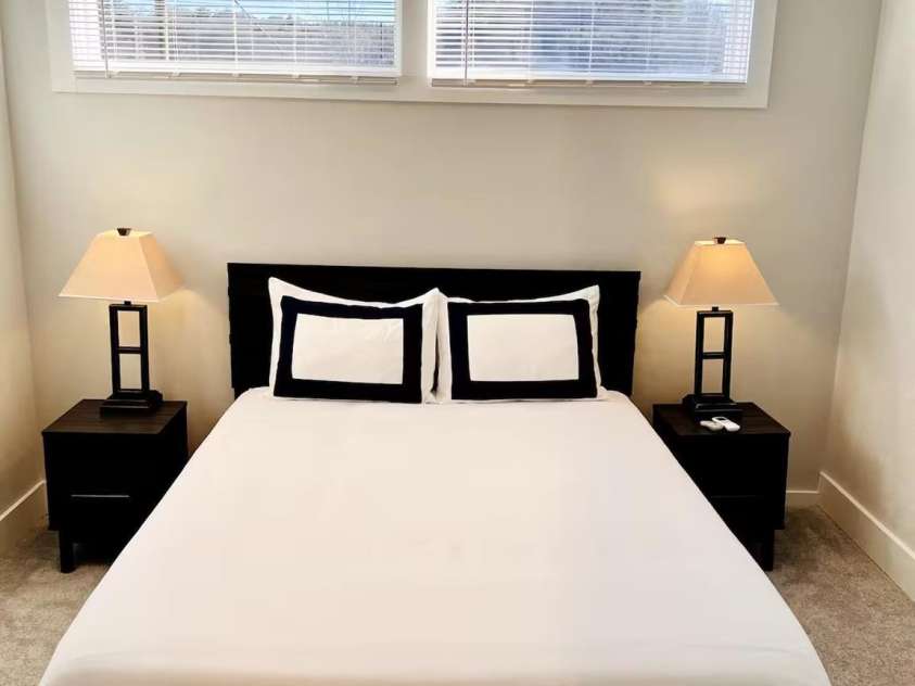 1061 Riverside Drive, Asheville, NC 28804.  MLS# CAR4330744, YatesRealty ID 1640. 