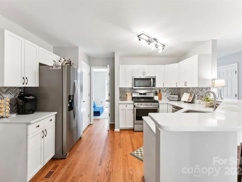 116 Oak Creek Drive, Charlotte, NC 28270.  MLS# CAR4263975, YatesRealty ID 16400. 