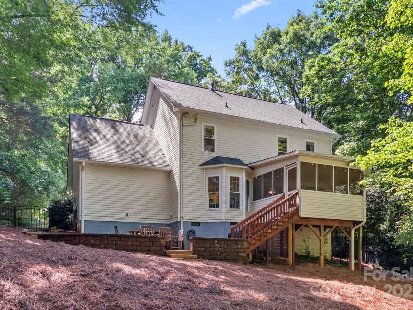 116 Oak Creek Drive, Charlotte, NC 28270.  MLS# CAR4263975, YatesRealty ID 16400. 
