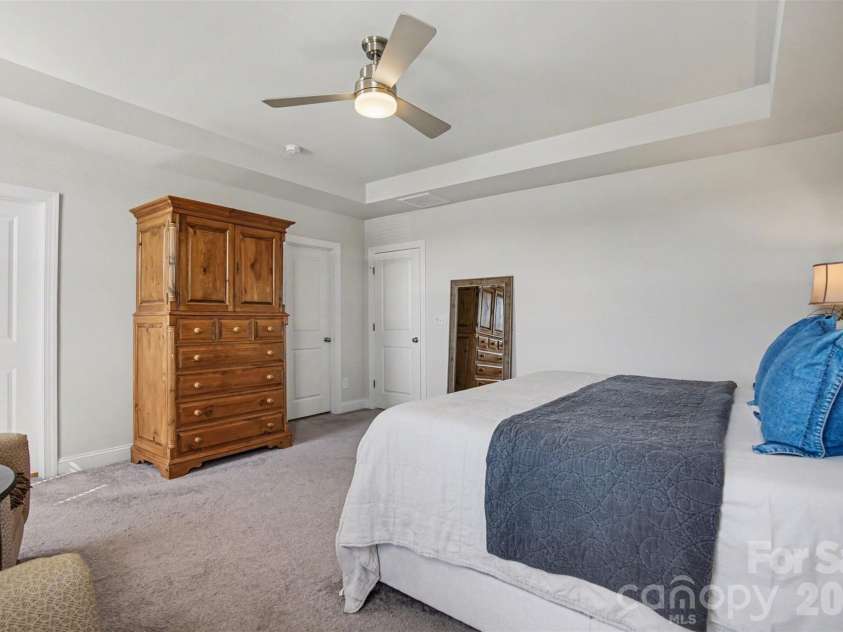 2647 Roseglen Lane, Indian Land, SC 29707.  MLS# CAR4315420, YatesRealty ID 16400. Primary looking to entrance