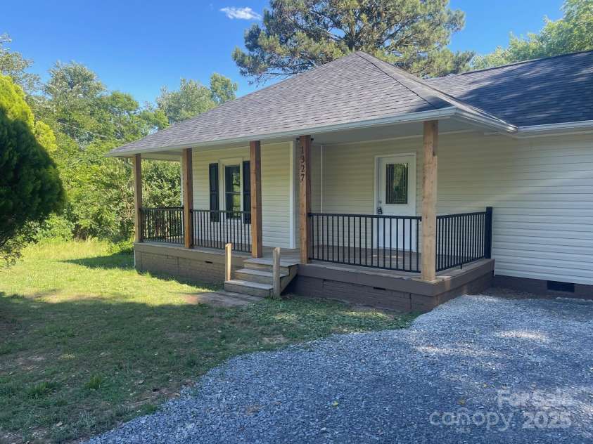 1327 Wiscassett Street, Albemarle, NC 28001.  MLS# CAR4260572, YatesRealty ID 16401. 
