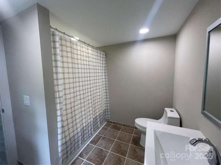 1327 Wiscassett Street, Albemarle, NC 28001.  MLS# CAR4260572, YatesRealty ID 16401. 