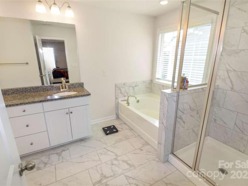 4849 Tacoma Drive, Fort Mill, SC 29707.  MLS# CAR4220181, YatesRealty ID 16402. Primary Bedroom En Suite