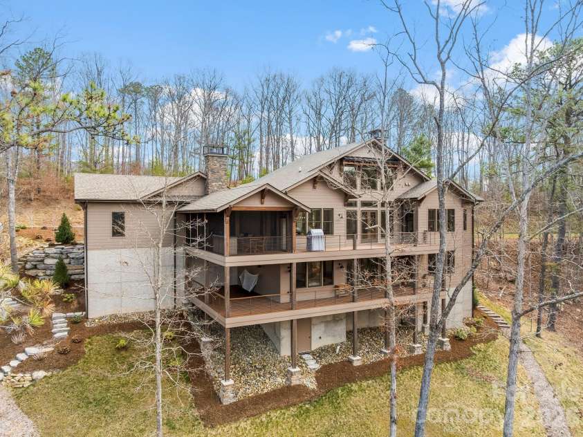 567 Wild River Run, Marshall, NC 28753.  MLS# CAR4353270, YatesRealty ID 16403. 
