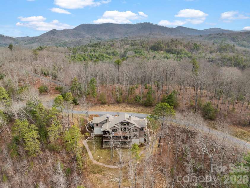 567 Wild River Run, Marshall, NC 28753.  MLS# CAR4353270, YatesRealty ID 16403. 