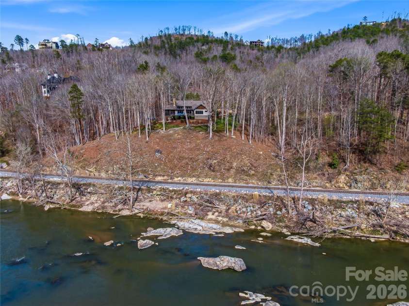3735 French Broad Parkway, Marshall, NC 28753.  MLS# CAR4353806, YatesRealty ID 16404. 