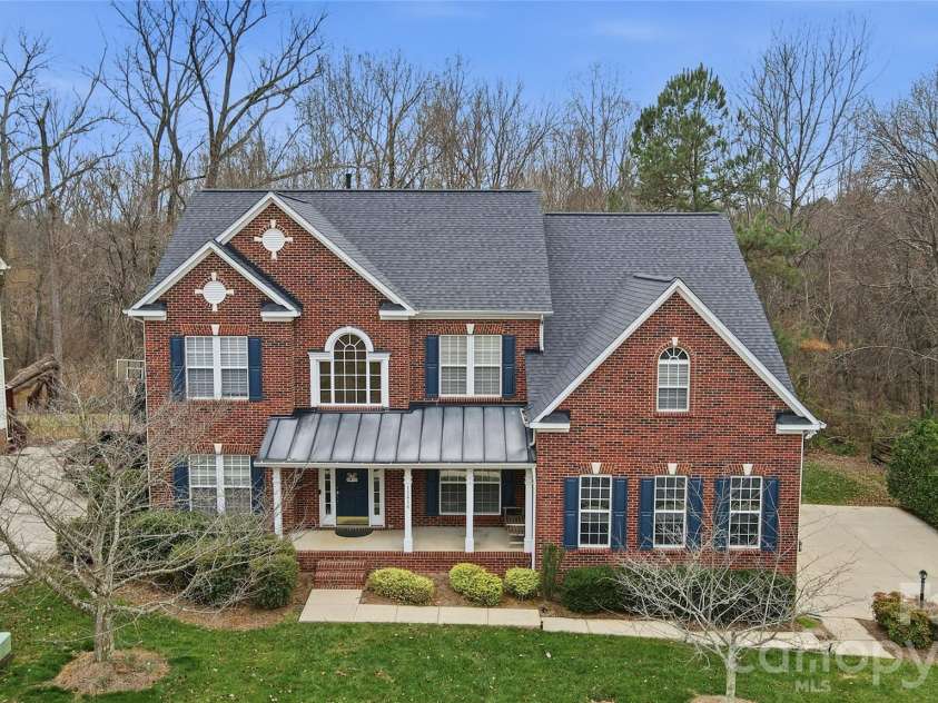11416 Foggy Bank Lane, Charlotte, NC 28214.  MLS# CAR4320075, YatesRealty ID 16406. 