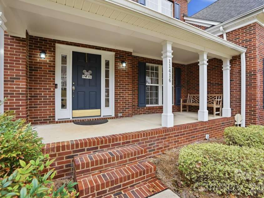 11416 Foggy Bank Lane, Charlotte, NC 28214.  MLS# CAR4320075, YatesRealty ID 16406. 