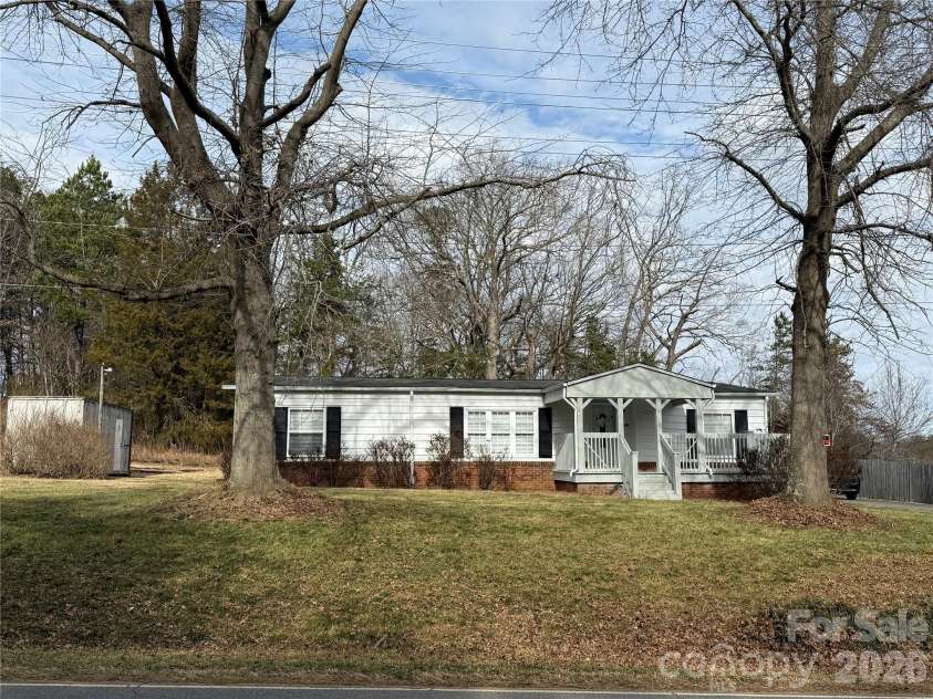 2056 Sipe Road, Conover, NC 28613.  MLS# CAR4341699, YatesRealty ID 16407. 