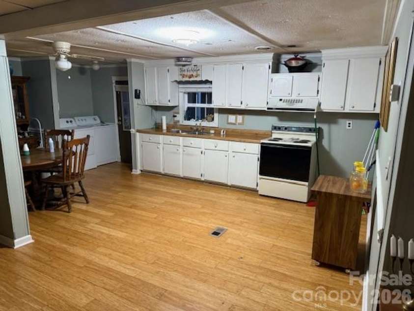 2056 Sipe Road, Conover, NC 28613.  MLS# CAR4341699, YatesRealty ID 16407. 