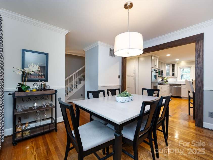 6941 Queensberry Drive, Charlotte, NC 28226.  MLS# CAR4264969, YatesRealty ID 16407. 